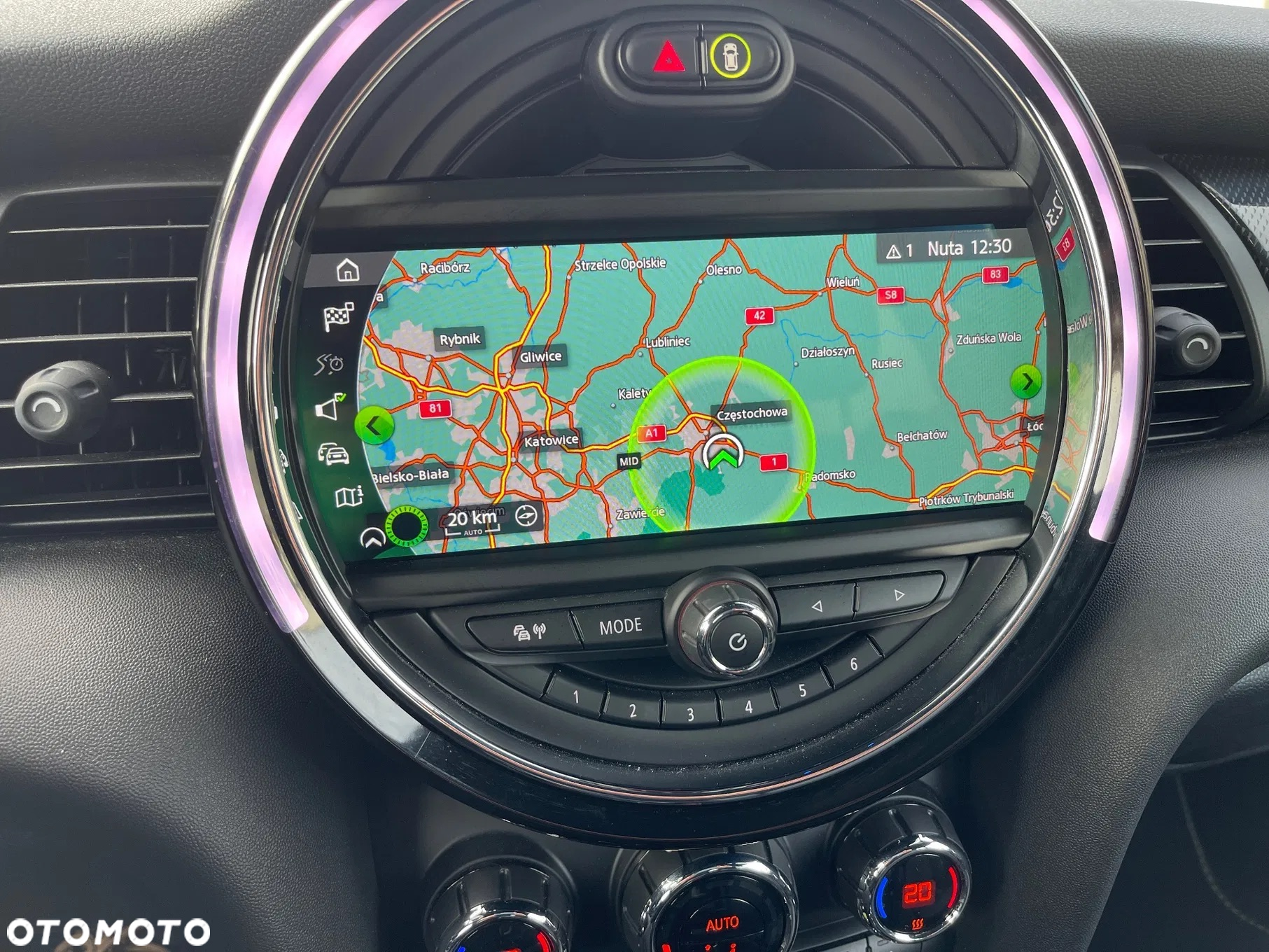 MINI Cooper SE Electric Trim - 37