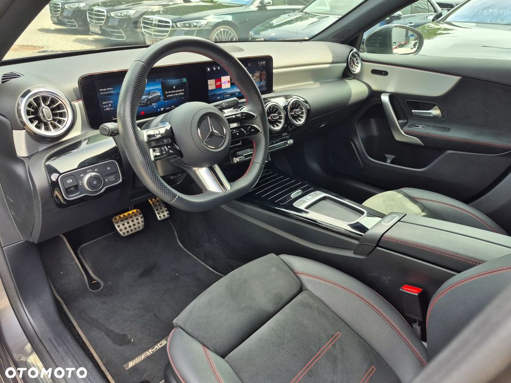 Mercedes-Benz Klasa A 200 AMG Line 7G-DCT - 15