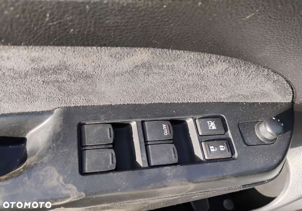 Suzuki Swift - 11