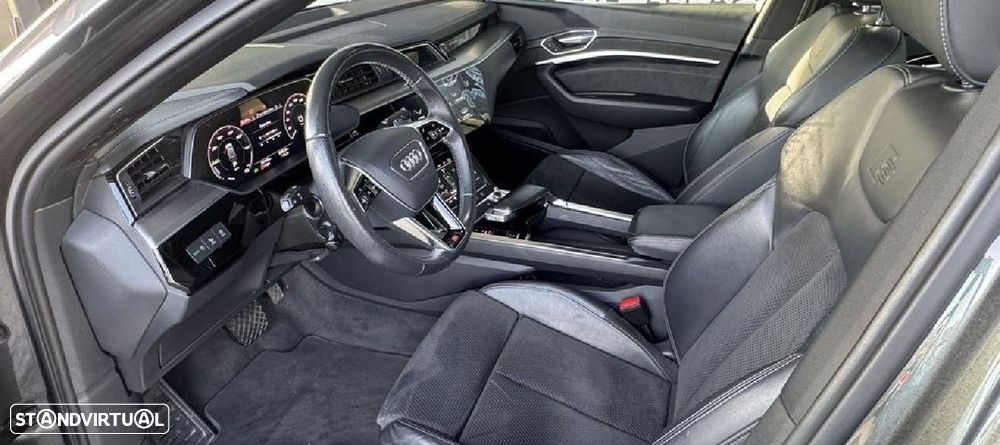 Audi e-tron 55 quattro S line - 8