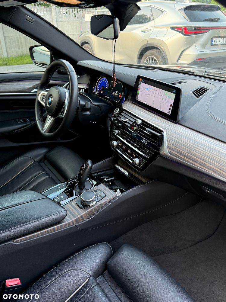 BMW Seria 5 540i xDrive M Sport sport - 19