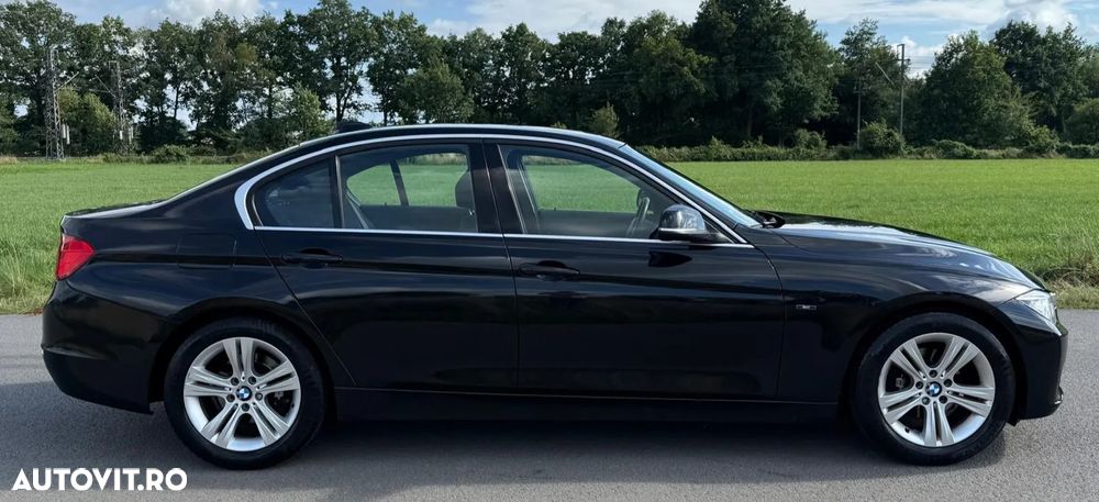 BMW Seria 3 320i Efficient Dynamics Edition Sport Line - 4