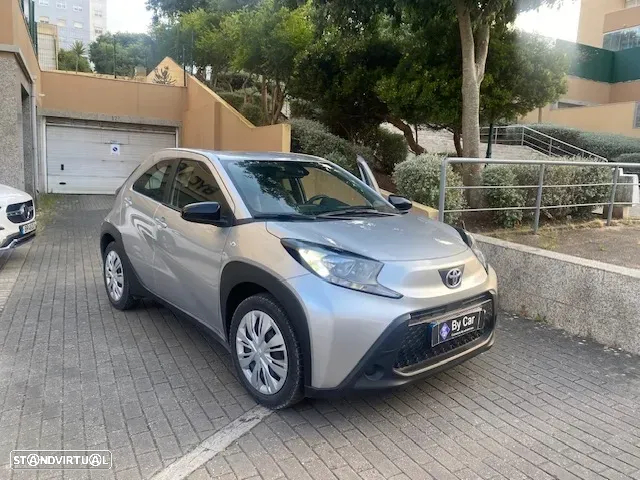 Toyota Aygo X 1.0 Play CVT - 5