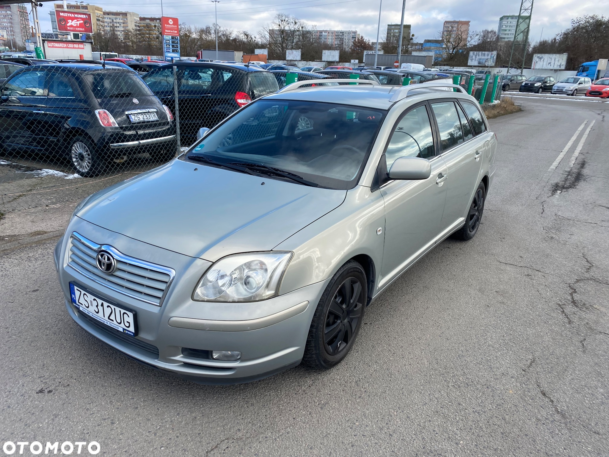 Toyota Avensis 2.0 VVT-i Combi Sol - 11