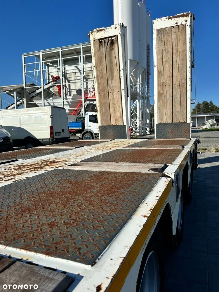 Kögel Firanka Standard oś podnoszona z Niemiec - 23