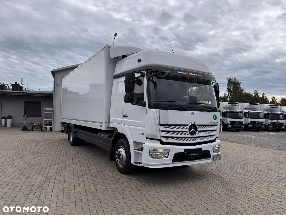 Mercedes-Benz ATEGO - 32