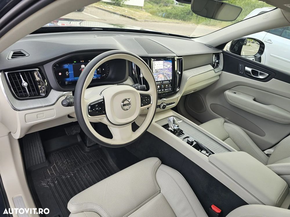 VOLVO XC60 2024 — imagine 14