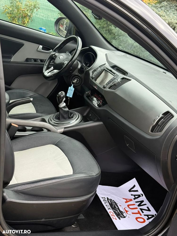 Kia Sportage 1.7 DSL MT 4x2 PREMIUM - 10