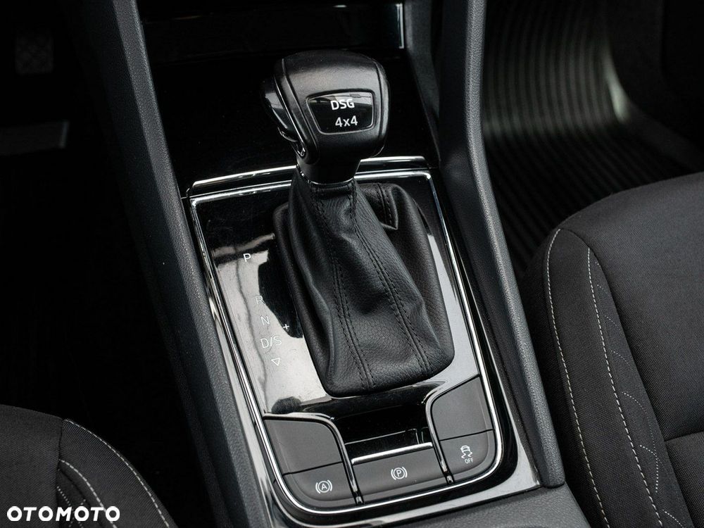 Skoda Karoq 2.0 TDI SCR 4x4 Ambition DSG - 18