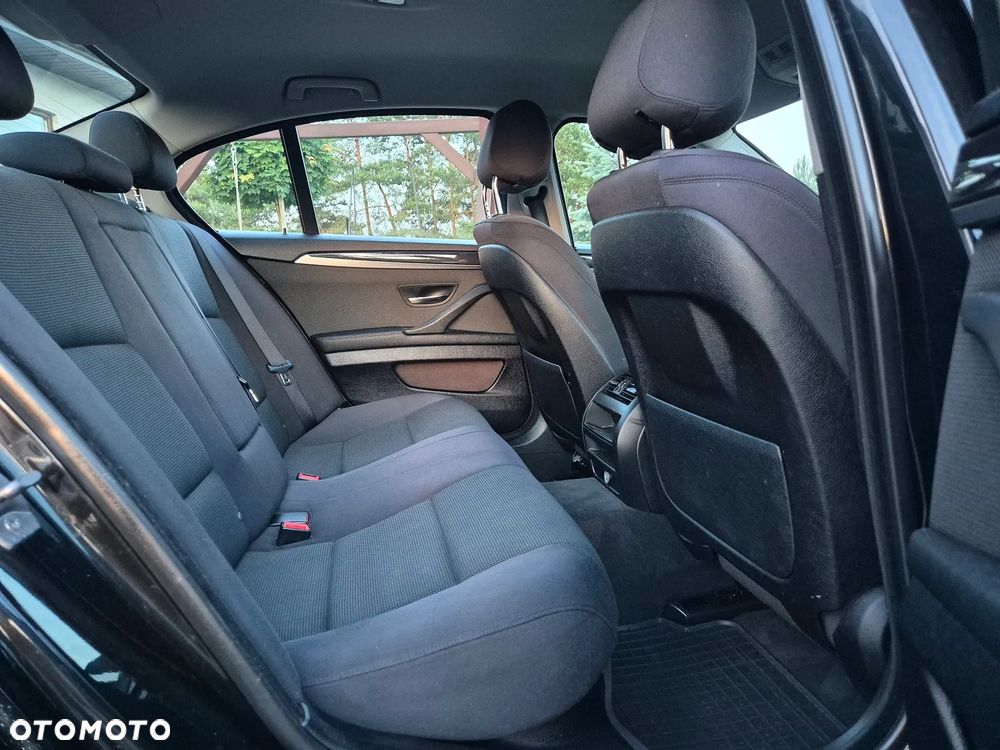 BMW Seria 5 520d - 19