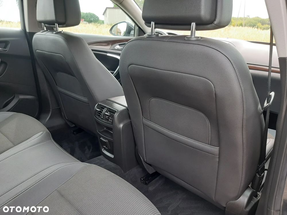 Opel Insignia 1.6 Turbo Cosmo - 34