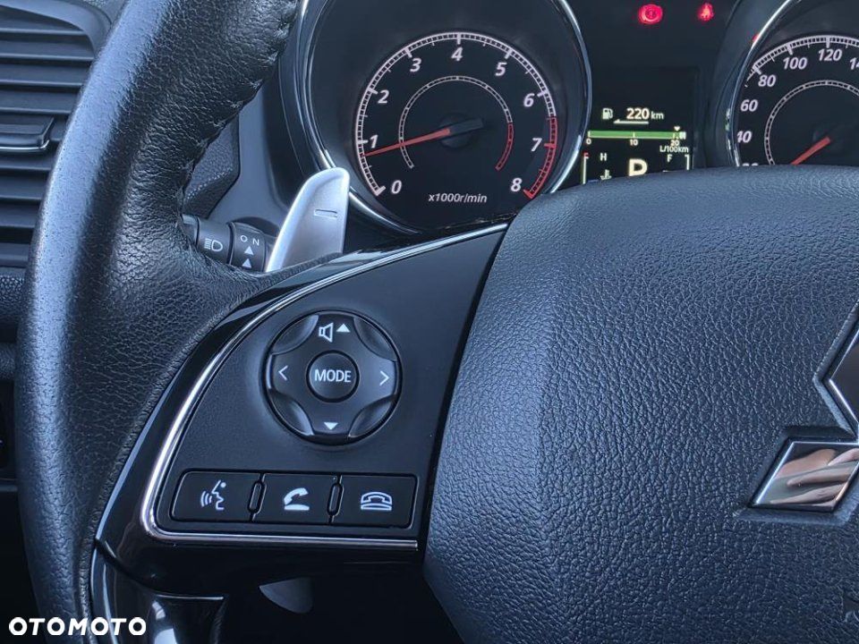 Mitsubishi ASX - 5