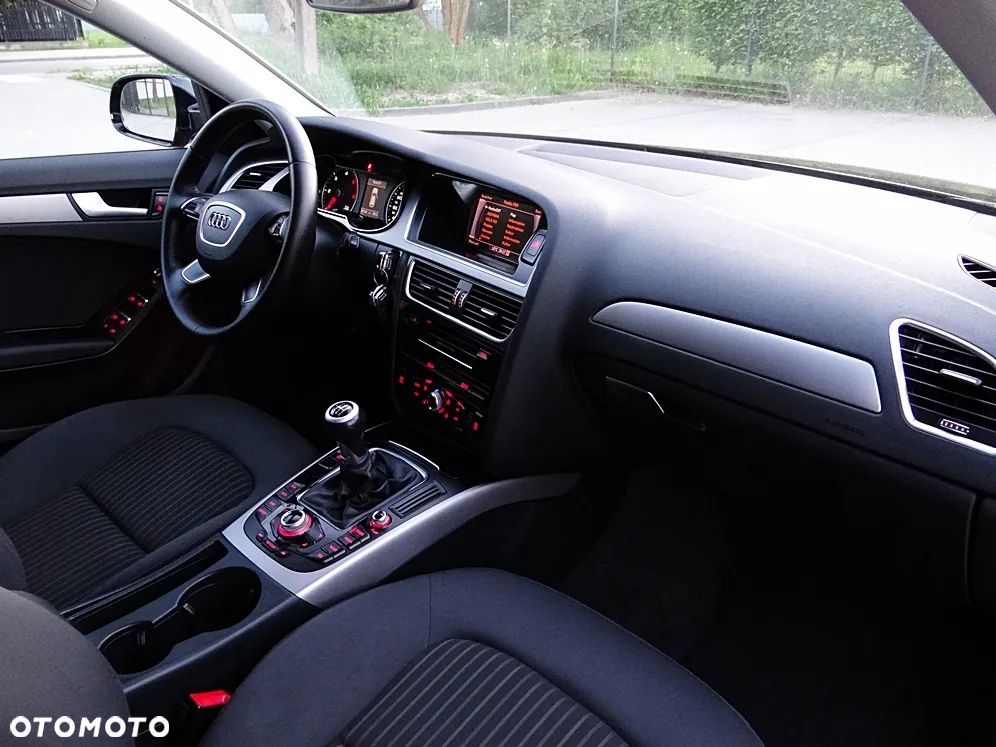 Audi A4 Avant 2.0 TDI DPF Attraction - 26