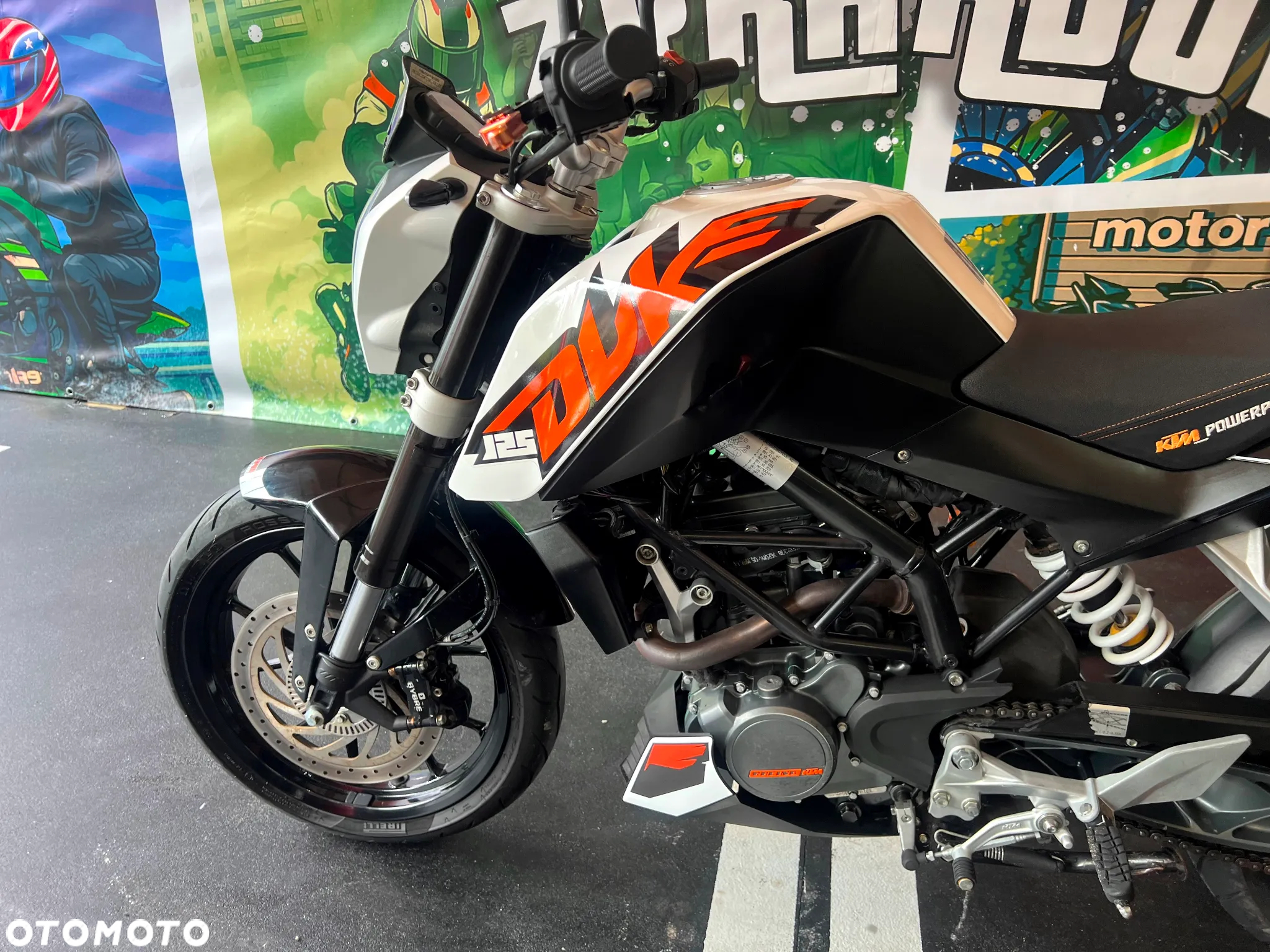 KTM Duke - 22