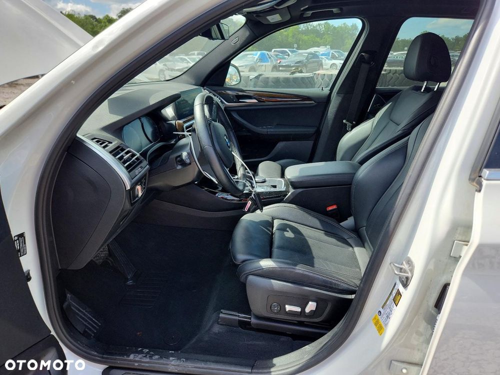 BMW X3 xDrive30i mHEV - 9