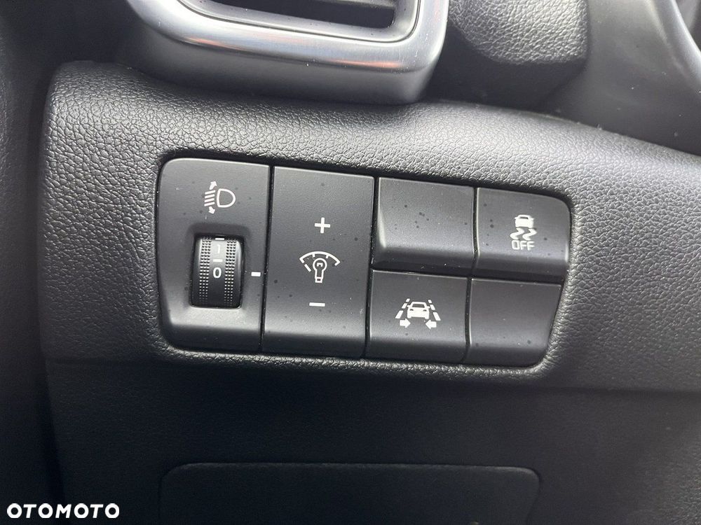 Kia Sportage - 16
