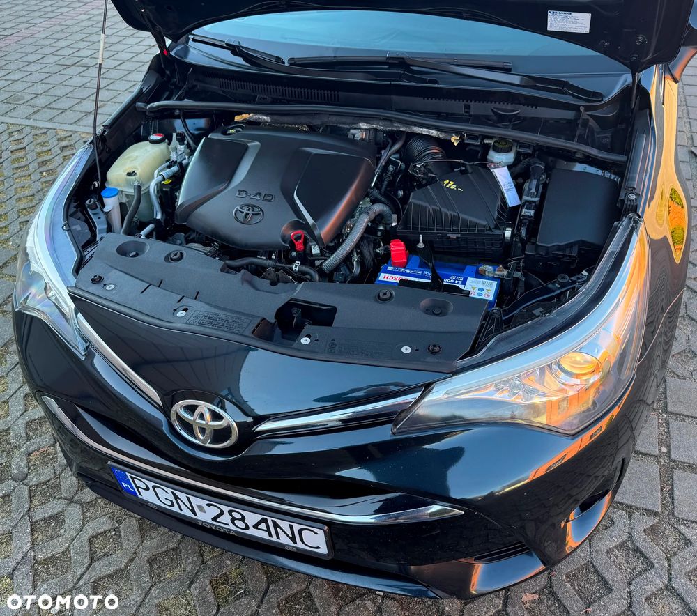 Toyota Avensis Touring Sports 1.6 D-4D Executive - 15