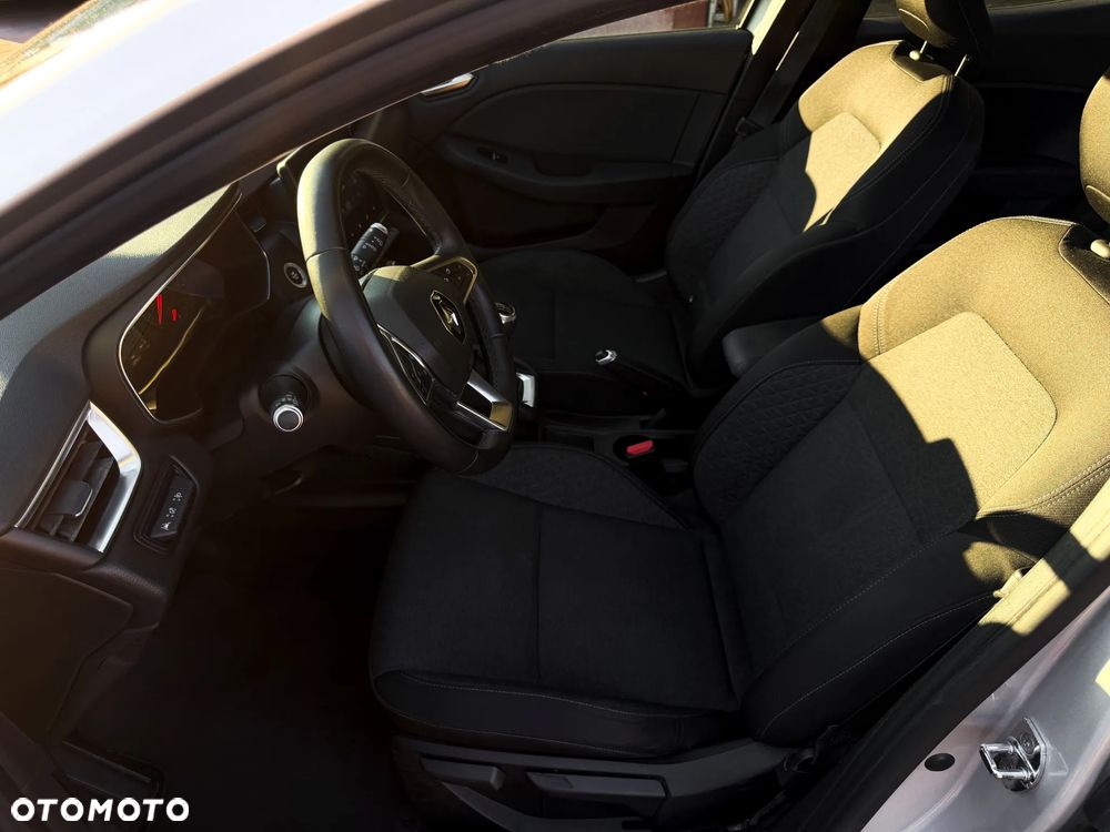 Renault Clio TCe 100 BUSINESS EDITION - 18