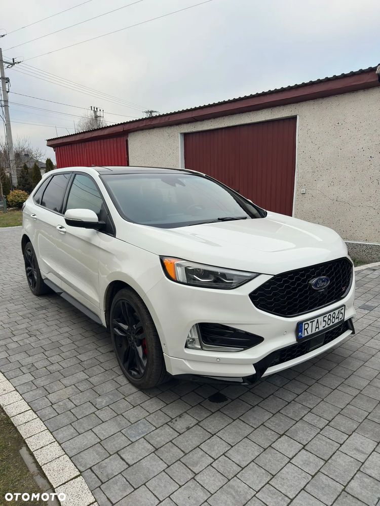 Ford Edge - 4