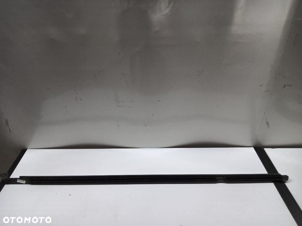 LISTWA ZGARNIAJĄCA DRZWI TYŁ TYLNA LEWA VW PASSAT B8 3G9839475 - 4