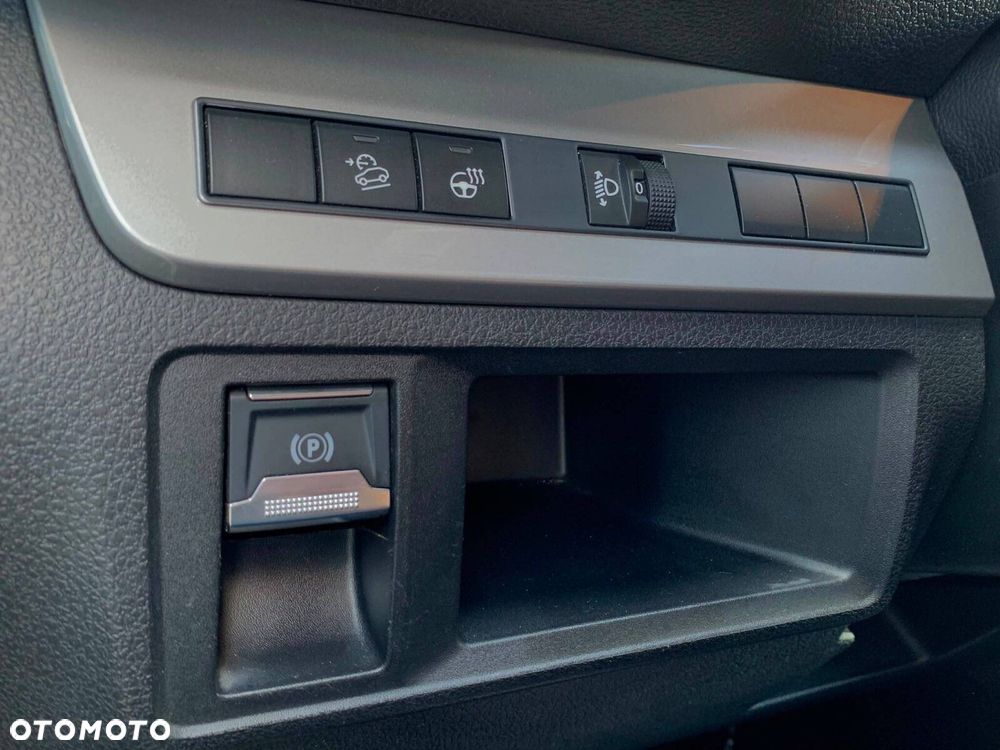 Citroën SpaceTourer 2.0 BlueHDi XL Business EAT8 - 23
