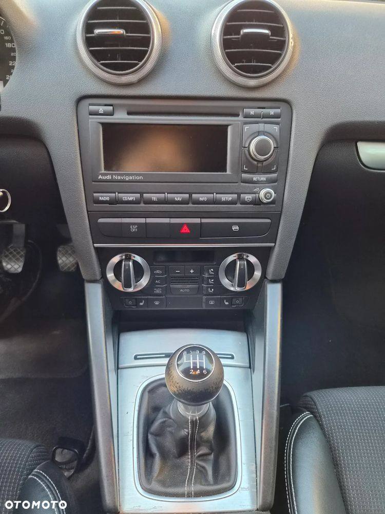 Audi A3 Sportback 2.0 TDI DPF S line Sportpaket (plus) - 31