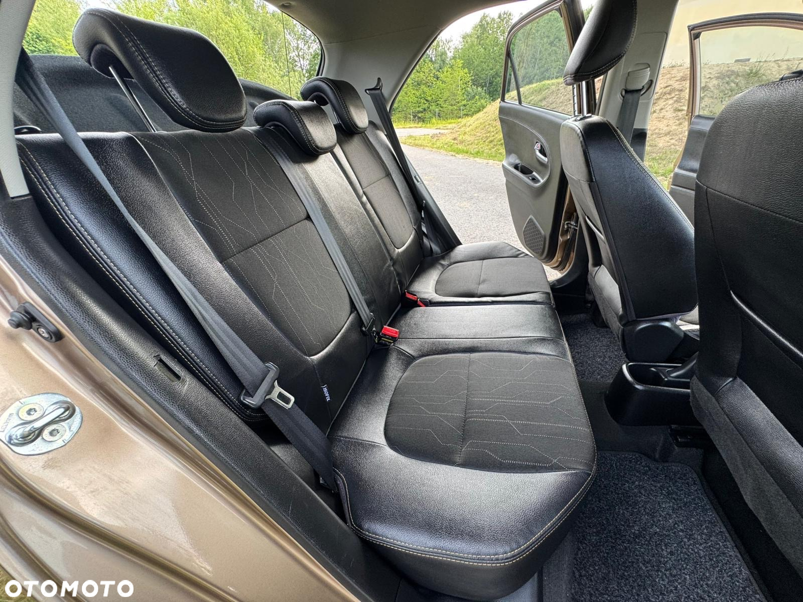 Kia Picanto 1.2 Fifa World Cup Edition - 28