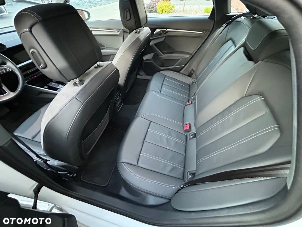 Audi A3 Limousine 40 TFSI quattro S tronic advanced - 25
