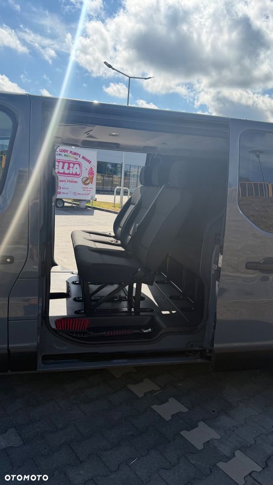 Renault Trafic - 25