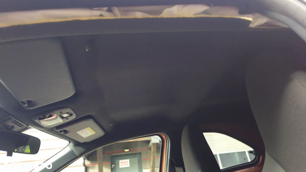Toyota Aygo X Hybrid 1.5 Style e-CVT - 13