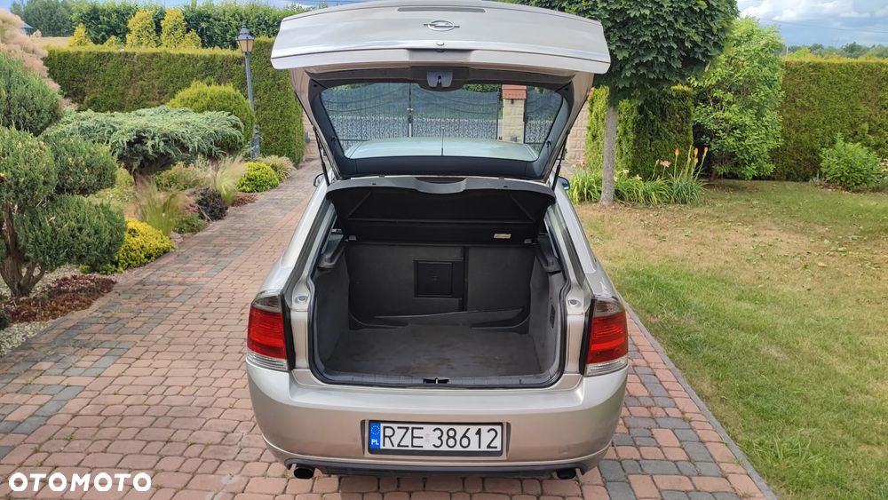 Opel Vectra 2.2 GTS - 10