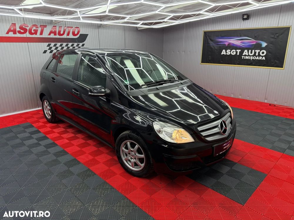 Mercedes-Benz B - 3