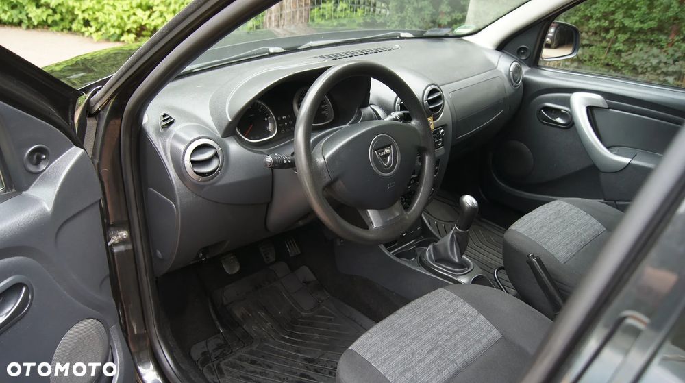 Dacia Duster 1.6 Ambiance - 11