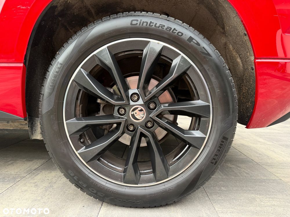 Skoda Karoq 2.0 TSI 4x4 DSG Sportline - 19