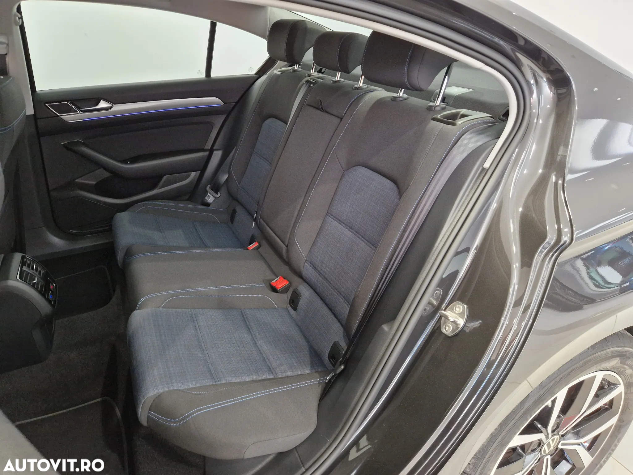Volkswagen Passat 1.4 TSI Plug-In-Hybrid DSG GTE - 14