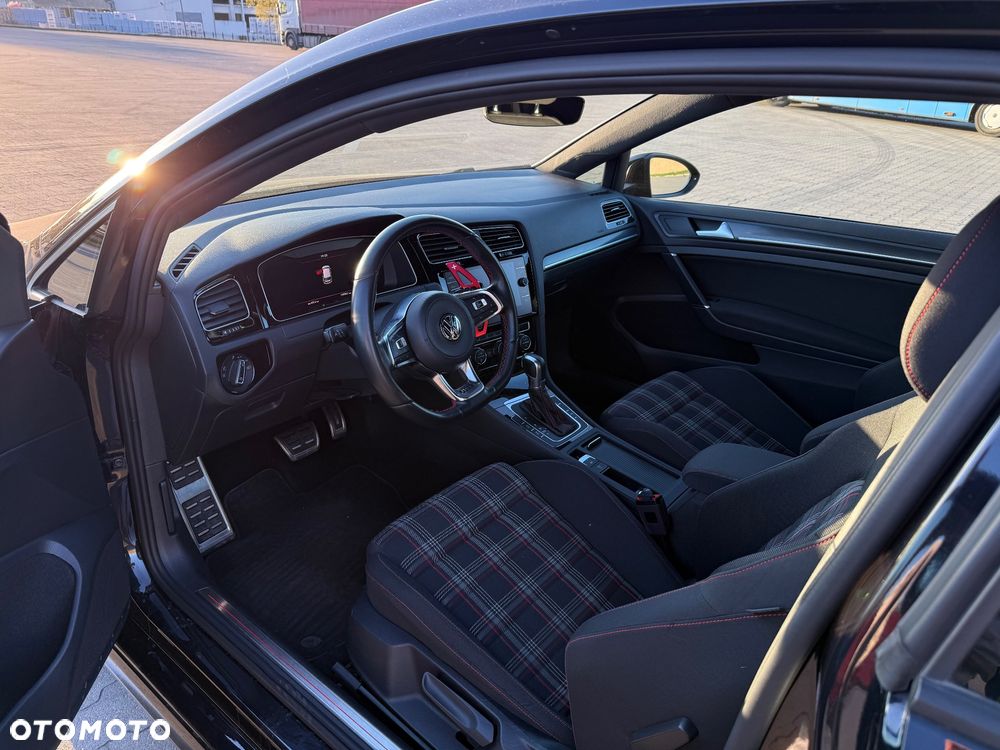 Volkswagen Golf GTI 2.0 TSI OPF DSG Performance - 10