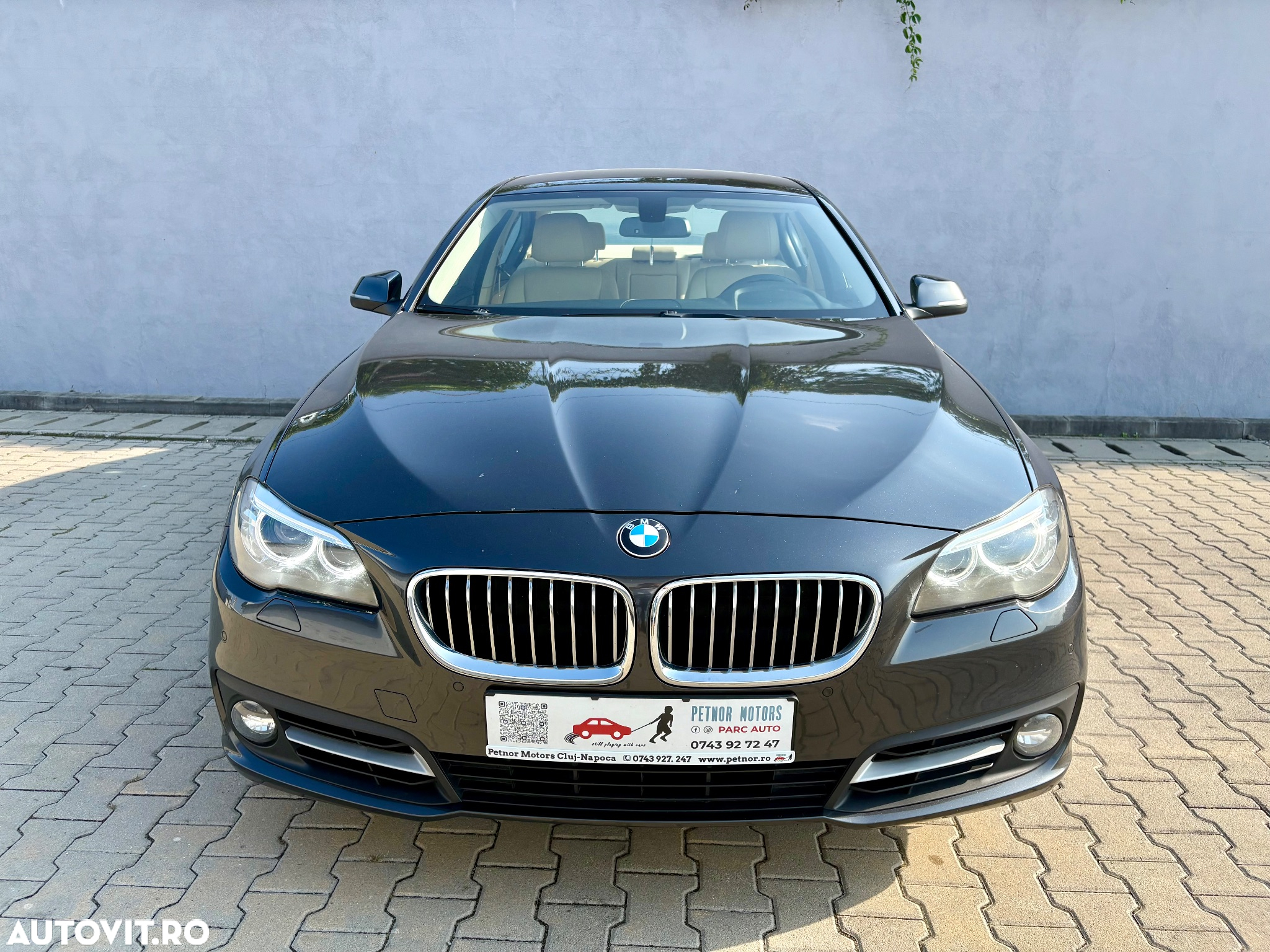 BMW Seria 5 518d - 11