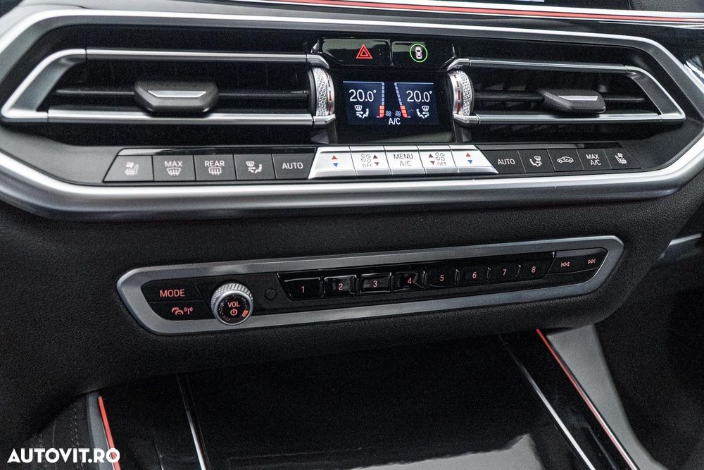 BMW X5 xDrive30d - 33