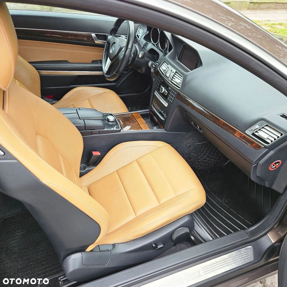 Mercedes-Benz Klasa E - 18
