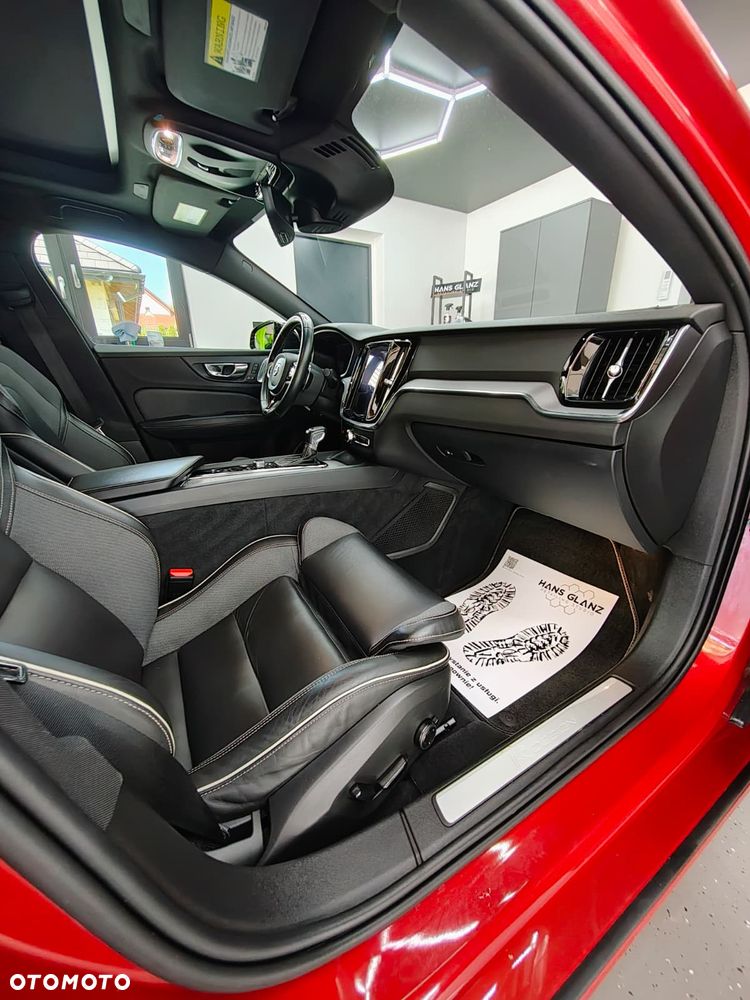 Volvo S60 T6 AWD R-Design - 7
