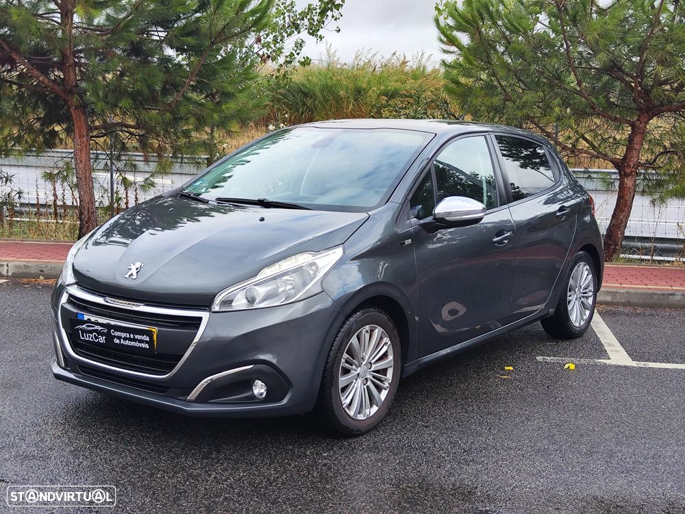 Peugeot 208 1.2 PureTech Style - 1