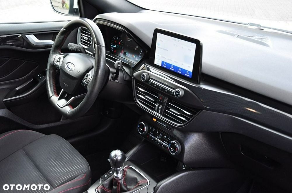 Ford Focus - 29
