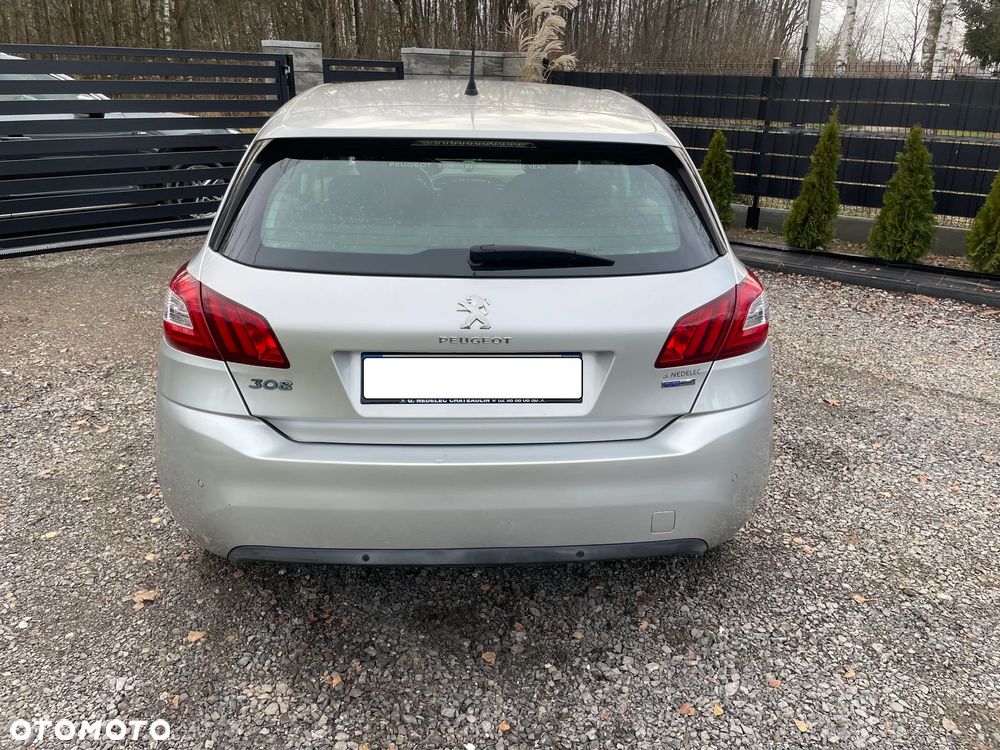 Peugeot 308 130 e-THP Stop & Start Allure - 8