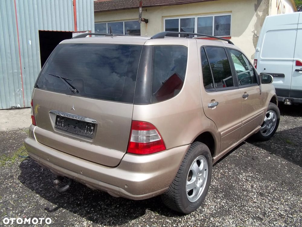 Mercedes-Benz ML - 5