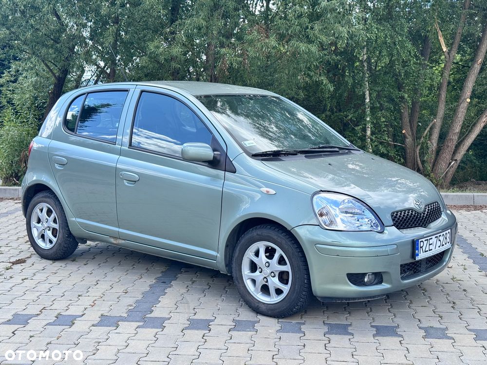 Toyota Yaris - 2