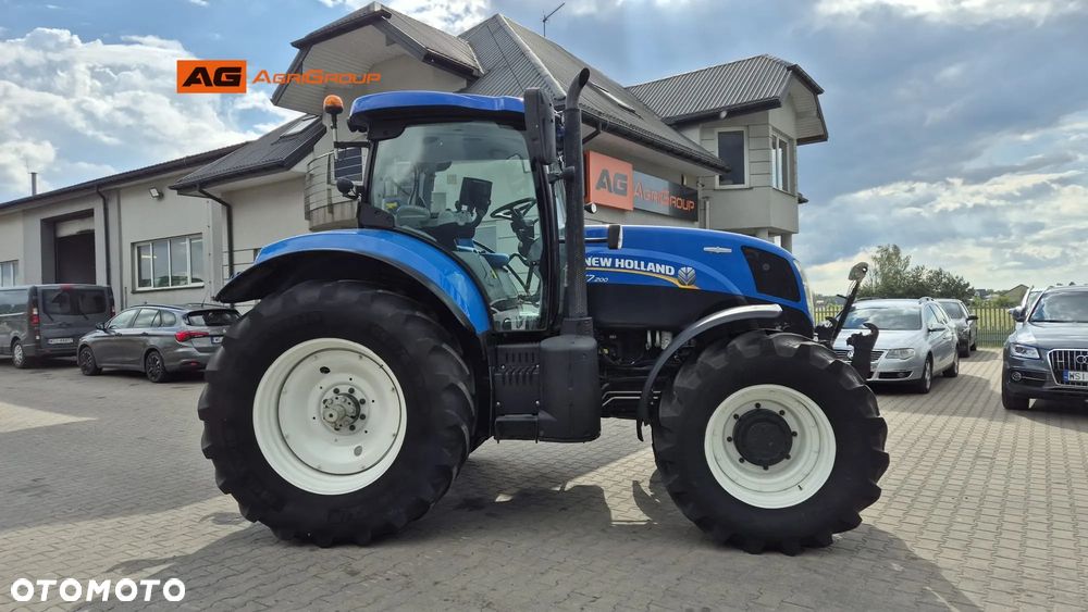 New Holland T7.200 AC 2013R - 2