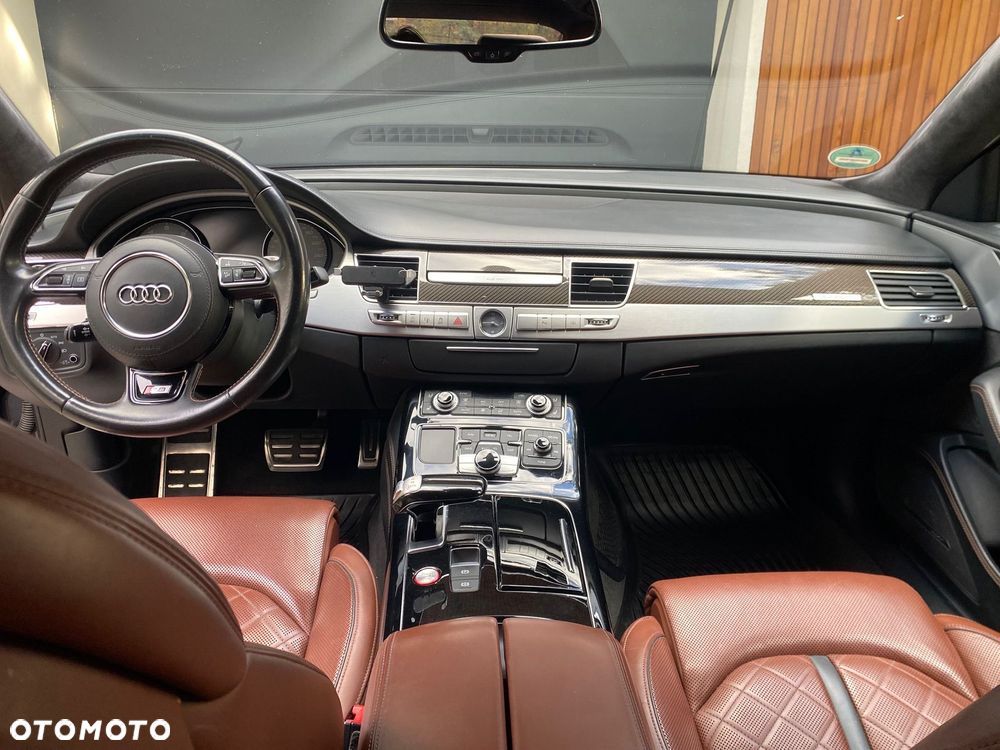 Audi S8 Plus 4.0 TFSI Quattro - 10