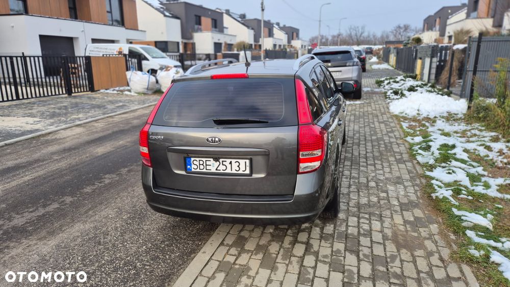 Kia Ceed 1.4 Comfort + - 5