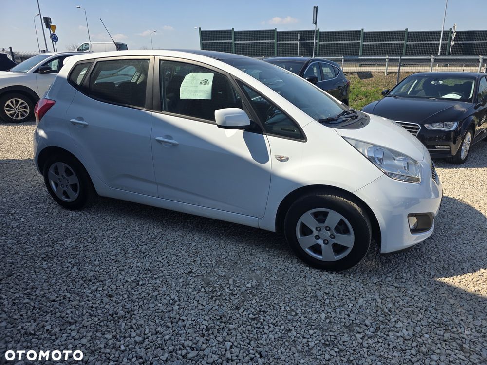 Kia Venga 1.6 Business Line - 25