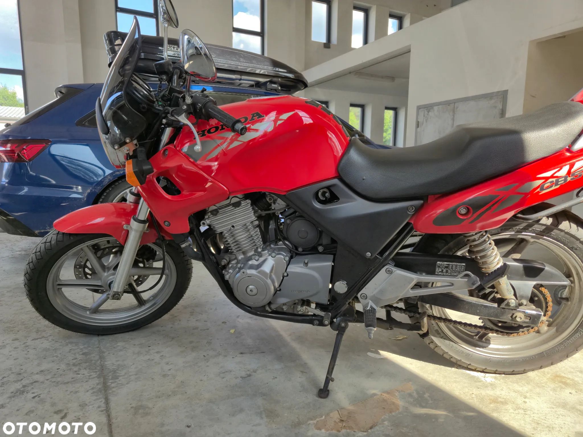 Honda CB - 1